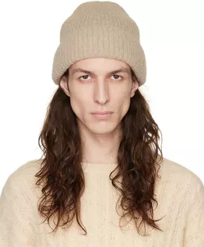 Бежевая шапка в рубчик Our Legacy