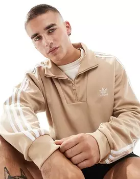 Бежевая спортивная футболка с воротником стойкой adidas Originals Adicolor