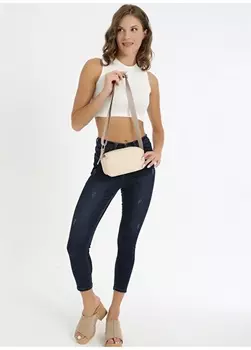 Бежевая женская сумка через плечо Fossil