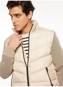 Бежевое мужское пальто Fabrika