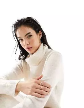 Бежевое платье-джемпер макси с высоким воротником Pieces