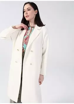 Бежевое женское пальто комфортного кроя Pierre Cardin