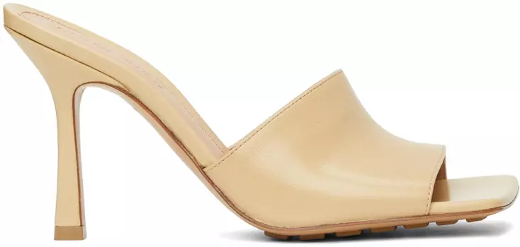 Бежевые эластичные мюли на каблуке Bottega Veneta