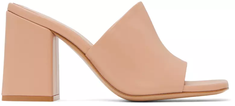 Бежевые босоножки на каблуке Wynn Gianvito Rossi