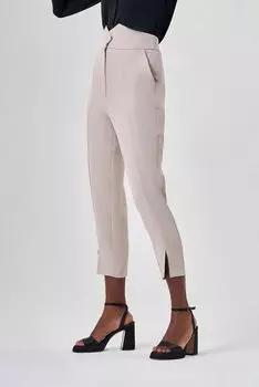 Бежевые брюки с поясом Mizalle