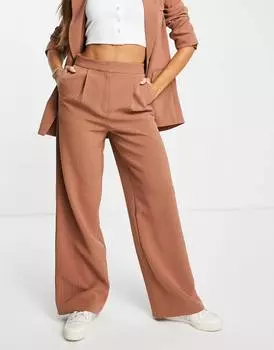 Бежевые брюки в тонкую полоску ASOS DESIGN