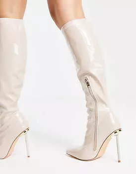 Бежевые лакированные сапоги до колена Simmi London Wide Fit на шпильке со стразами