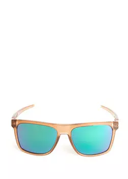Бежевые мужские солнцезащитные очки Oakley