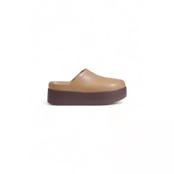 Бежевые синтетические сандалии Crocs