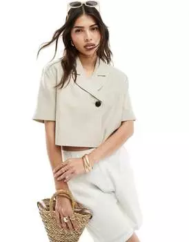 Бежевый укороченный пиджак асимметричного кроя с короткими рукавами ASOS DESIGN