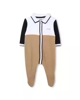 Биби бой комбинезон пижама 100% хлопок с вырезом поло BOSS Kidswear, цвет Marrn claro