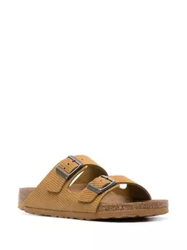 Birkenstock сандалии Arizona с гравированным логотипом, коричневый