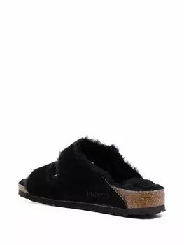 Birkenstock сандалии Arizona с отделкой из овчины, черный