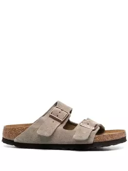 Birkenstock шлепанцы с пряжкой, коричневый