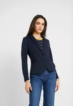 Блейзер b.young