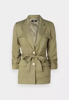 Блейзер DKNY, легкая усталость