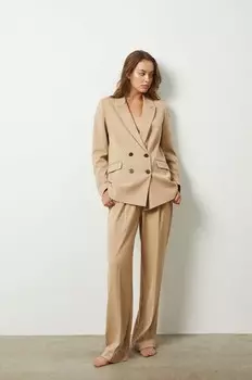 Блейзер Medicine, бежевый