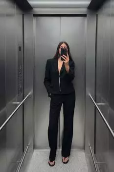 Блейзер на молнии с наплечниками ZARA, черный