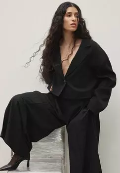 Блейзер SHORT FRINGED NA-KD, черный