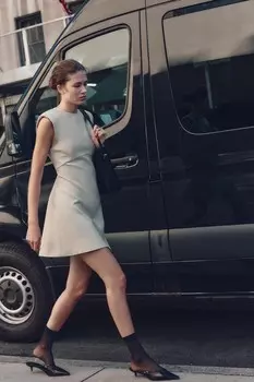 Блестящее мини-платье ZARA, жемчужно-серый