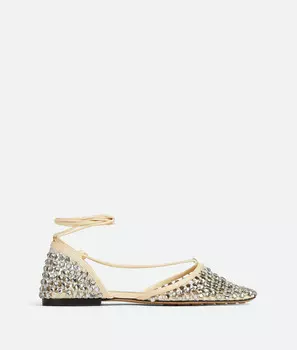 Блестящие эластичные сандалии на плоской подошве со шнуровкой Bottega Veneta