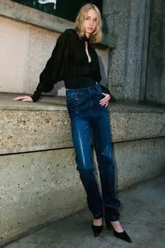 Блестящие джинсы H&M, мультиколор