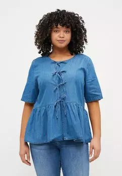 Блуза CARBEA BOW SHIRT ONLY Carmakoma, цвет Medium Blue Denim