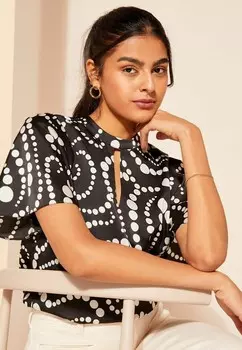 Блуза FLUTTER SLEEVE Friends Like These, черный