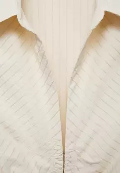 Блуза Mango, кремовый