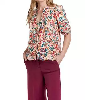 Блуза на пуговицах с рукавами 3/4 от Irina в цвете Raspberry Bloom Another Love