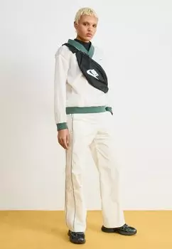Блуза Nike Sportswear, молочный