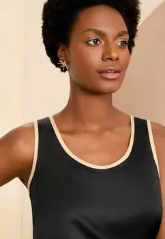 Блуза REGULAR FIT Love & Roses, черный