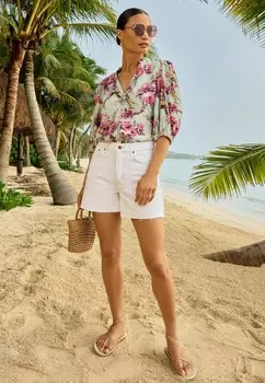 Блуза RUFFLE V NECK BUTTON THROUGH, REGULAR FIT Love & Roses, зеленый