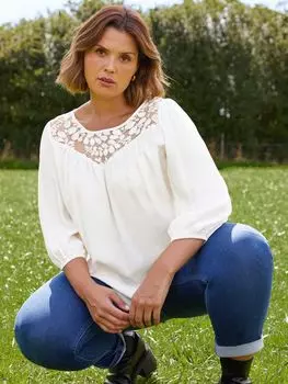 Блуза с кружевной кокеткой Live Unlimited Curve, цвет слоновой кости