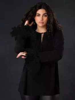 Блуза с отделкой перьями Curve Live Unlimited, черный