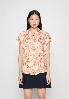 Блузка b.young