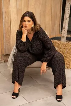 Блузка Curve с леопардовым принтом и пуговицами спереди Live Unlimited, черный