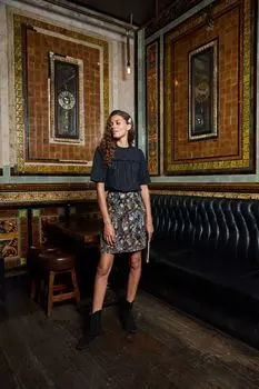 Блузка Maggie с эффектом металлик Fat Face, черный