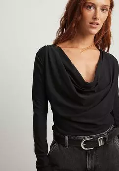 Блузка MEHRWEG WASSERFALL NA-KD, черный