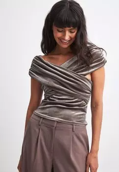 Блузка NA-KD, цвет taupe