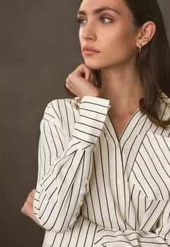 Блузка на пуговицах ASYMMETRIC PINSTRIPE- REGULAR FIT Next, белый