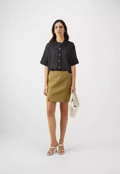 Блузка на пуговицах Grace Libertine-Libertine, черная