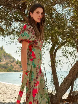Блузка oopscool x LC WAIKIKI с квадратным воротником с цветочным узором