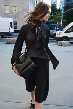 Блузка с бантом ZARA, черный
