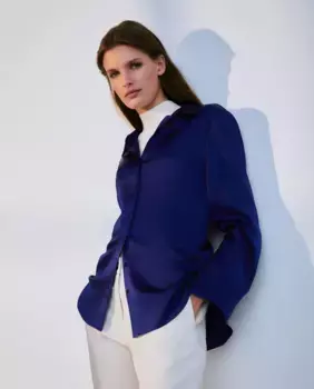 Блузка с длинными рукавами и денонсированным воротником Woman El Corte Ingls, цвет 440 Azuln