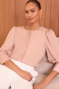 Блузка с длинными рукавами из атласа с защипами и круглым вырезом, с пуговицами Love & Roses, розовый