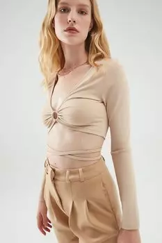 Блузка с глубоким вырезом и V-образным вырезом Бежевая QUZU