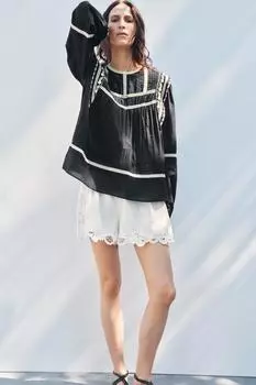 Блузка с контрастной вышивкой ZARA, цвет Black/Ecru