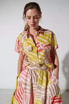 Блузка с короткими рукавами и анималистическим принтом LUISA CERANO, цвет the coloured animal print