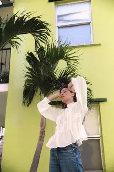 Блузка с кружевной отделкой ZARA, устрично-белый